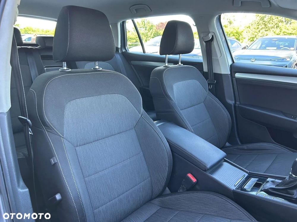 Skoda Superb 2.0 TDI Ambition DSG - 18