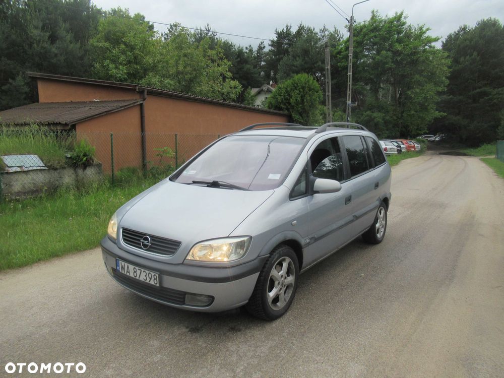Opel Zafira - 2