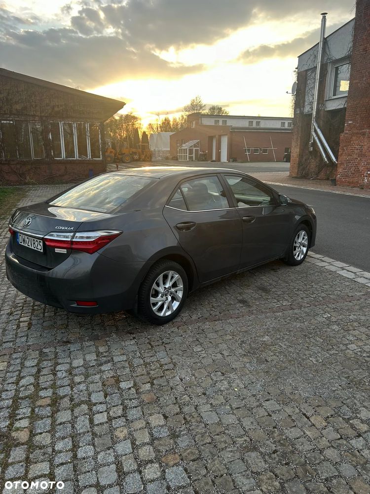 Toyota Corolla 1.6 Comfort - 2