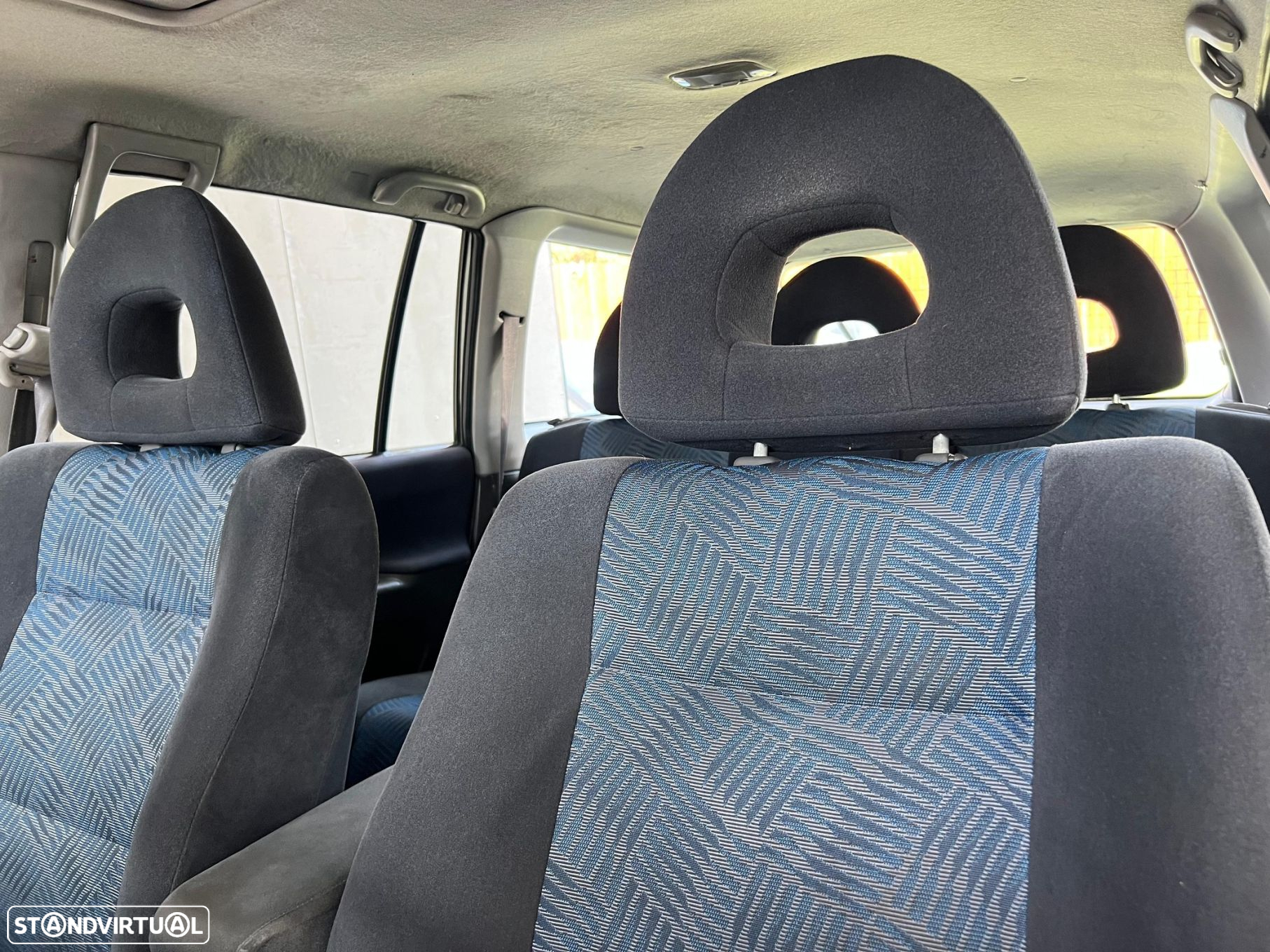 Mitsubishi Pajero Sport 2.5 TD GLS - 9