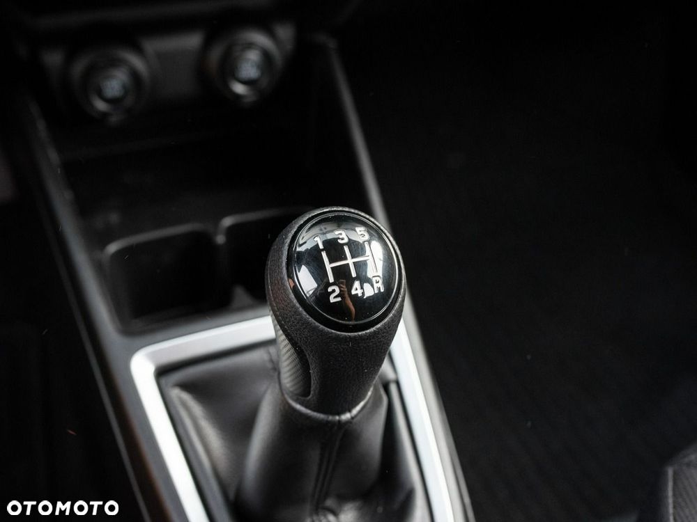 Suzuki Swift - 15