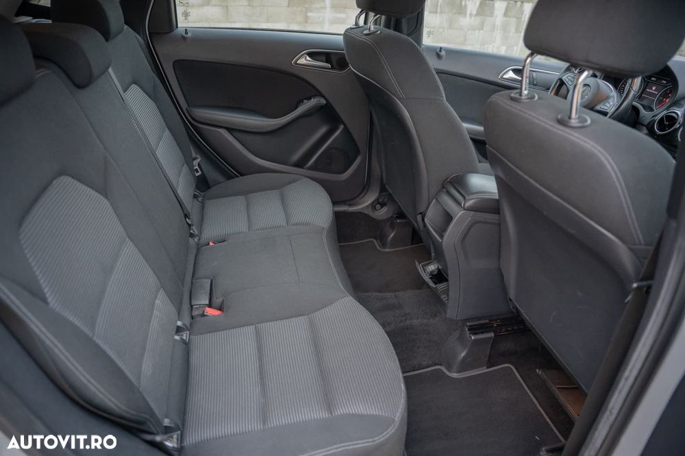 Mercedes-Benz B 180 CDI BlueEFFICIENCY Edition - 20
