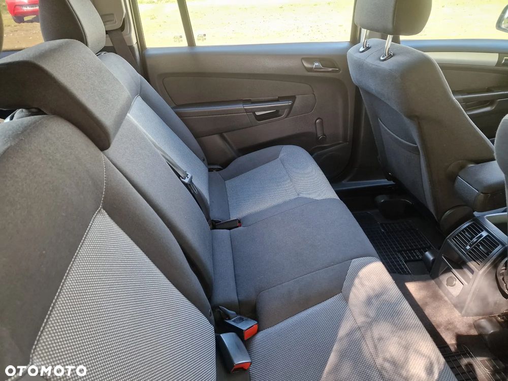 Opel Zafira 1.8 - 9