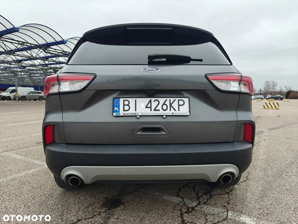 Ford Kuga - 4