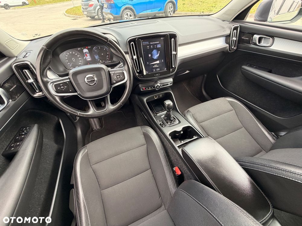 Volvo XC 40 D3 Momentum Pro - 10