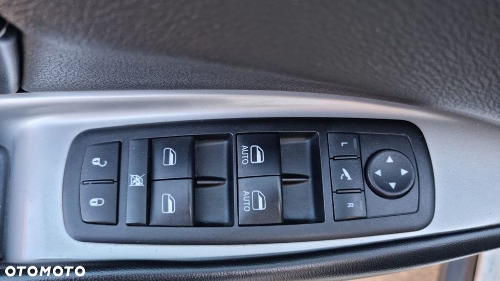 Fiat Freemont 2.0 Multijet Black Code AWD - 24