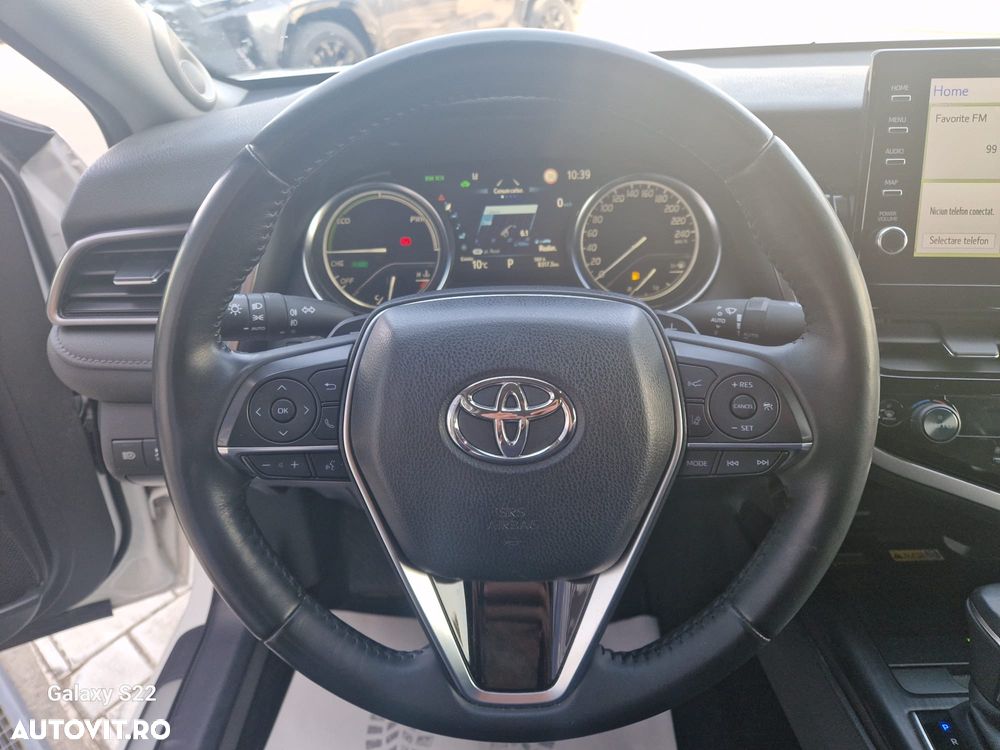Toyota Camry 2.5 Exclusive - 13