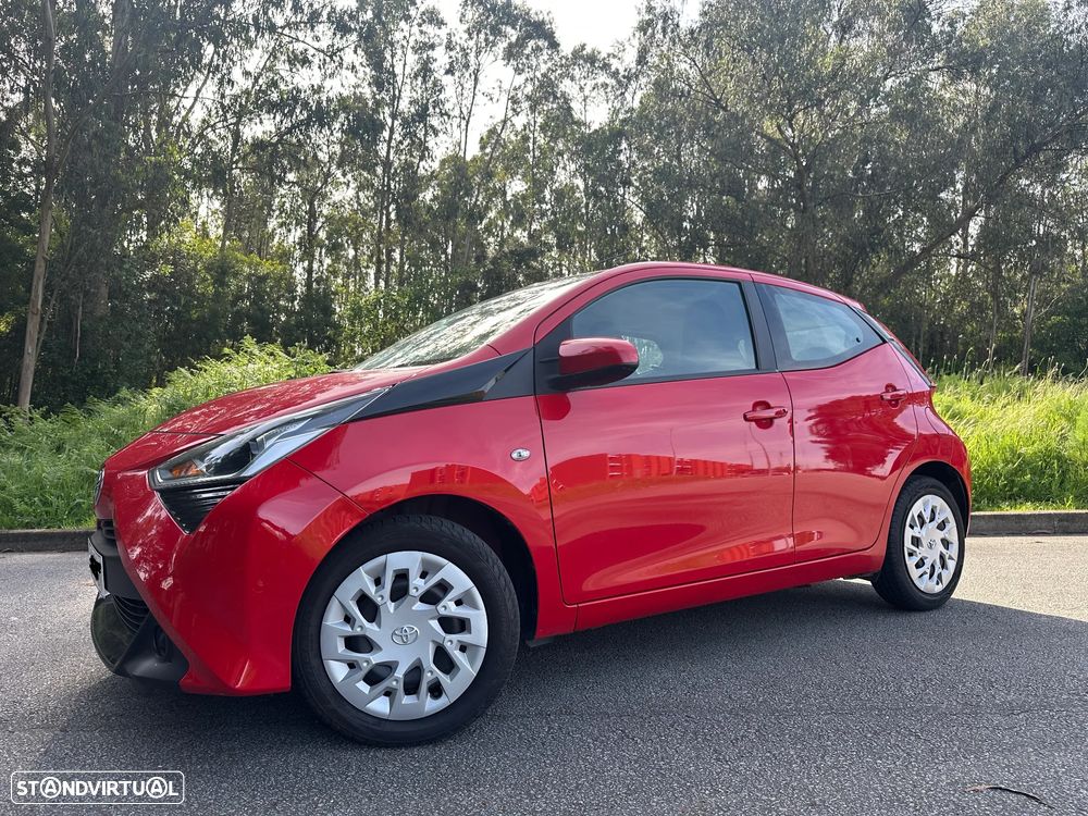 Toyota Aygo x-play - 4