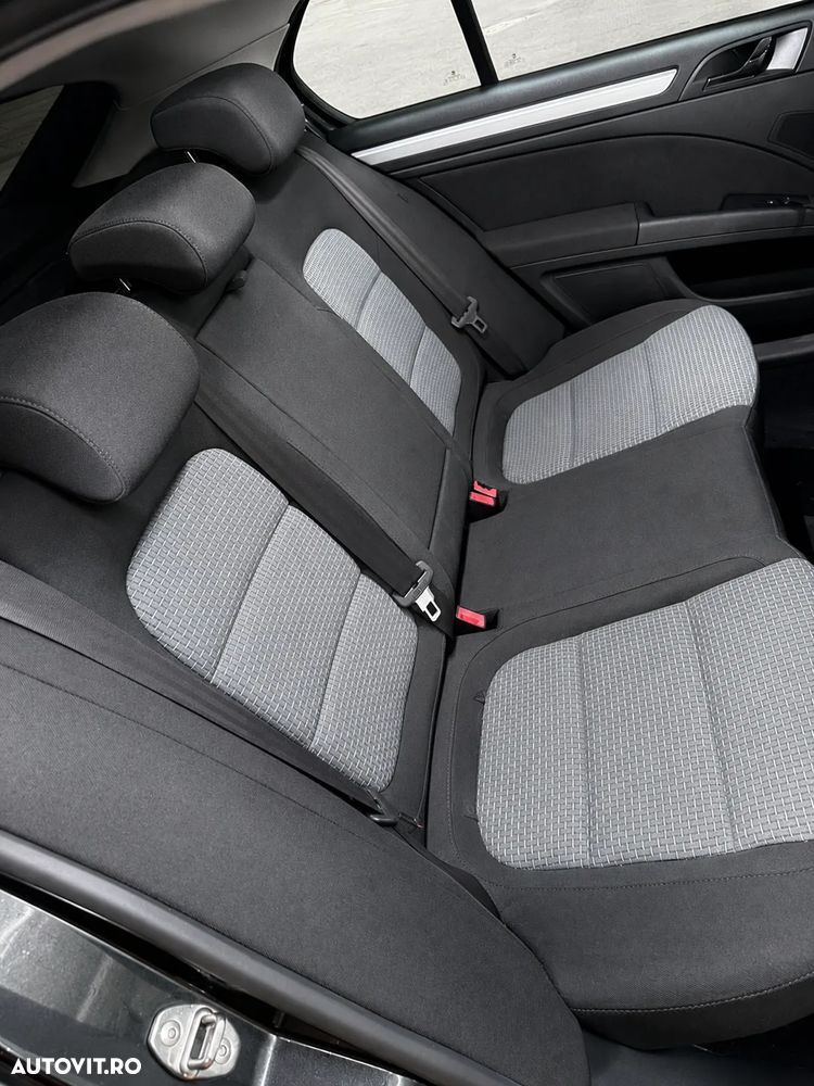 Skoda Superb 2.0 TDI Elegance - 9