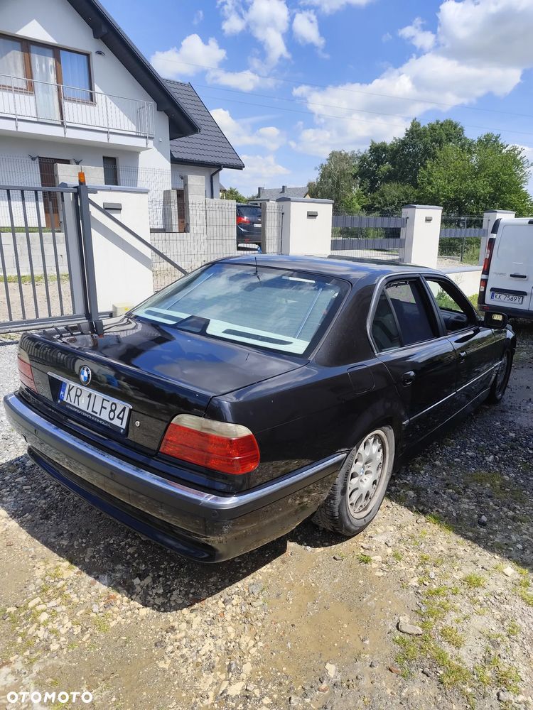 BMW Seria 7 - 3