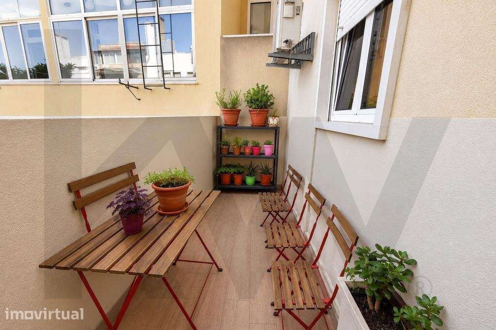 Viver Lisboa a pé - T4 Duplex entre Picoas e a Avenida da Liberdade - Grande imagem: 5/18