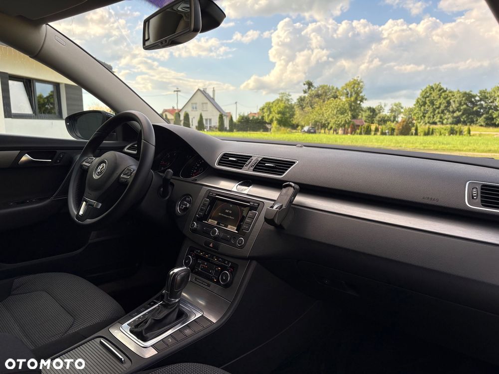 Volkswagen Passat Variant 2.0 TDI DPF DSG Comfortline - 20