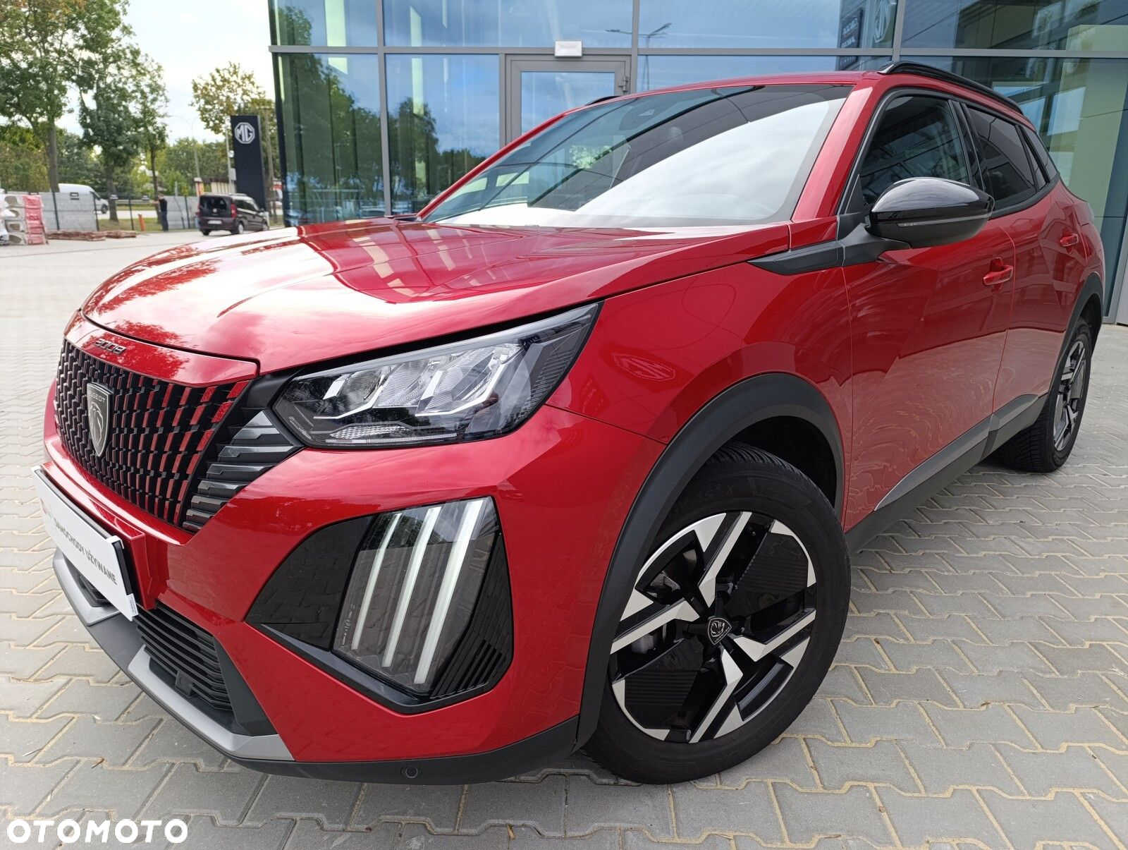 Peugeot 2008 PureTech 100 Allure S&S BVM6 - 2