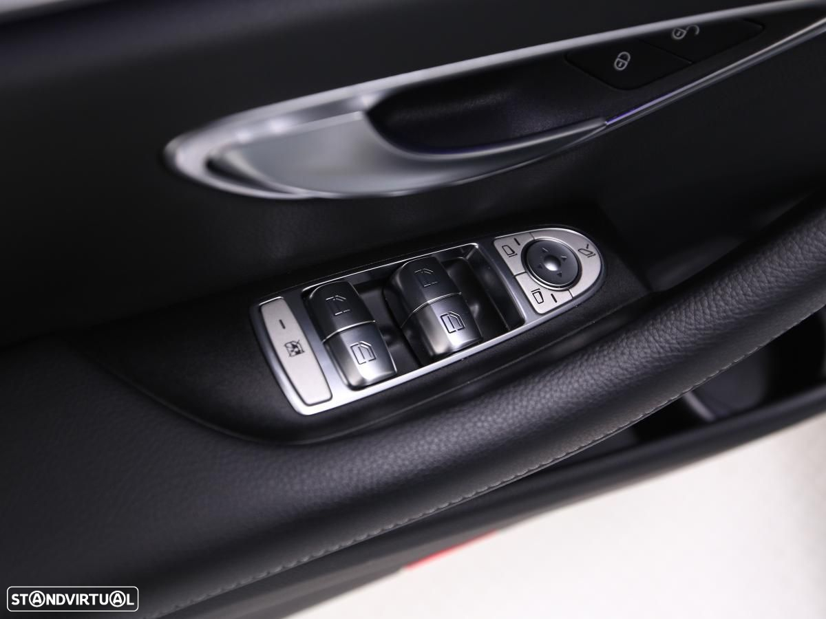 Mercedes-Benz E 300 de 4Matic T 9G-TRONIC AMG Line - 21