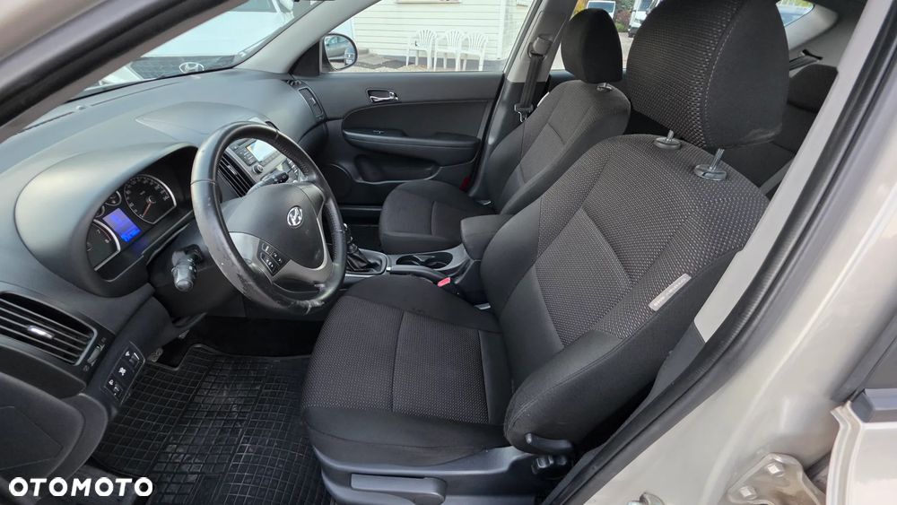Hyundai i30 1.4 Comfort EU5 - 20