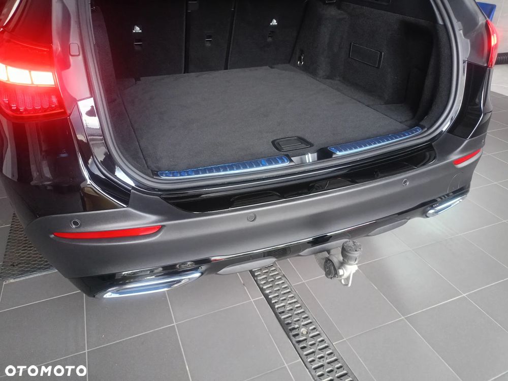Mercedes-Benz Klasa C 220 d 4Matic 9G-TRONIC Avantgarde - 38