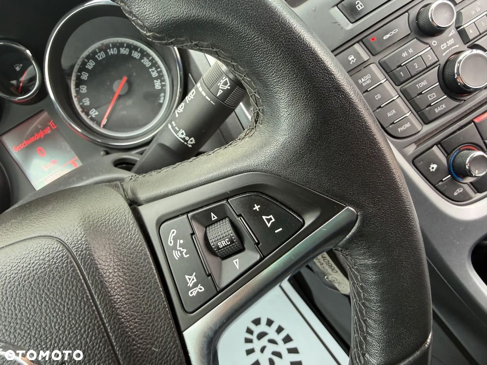 Opel Astra 1.4 Turbo - 24