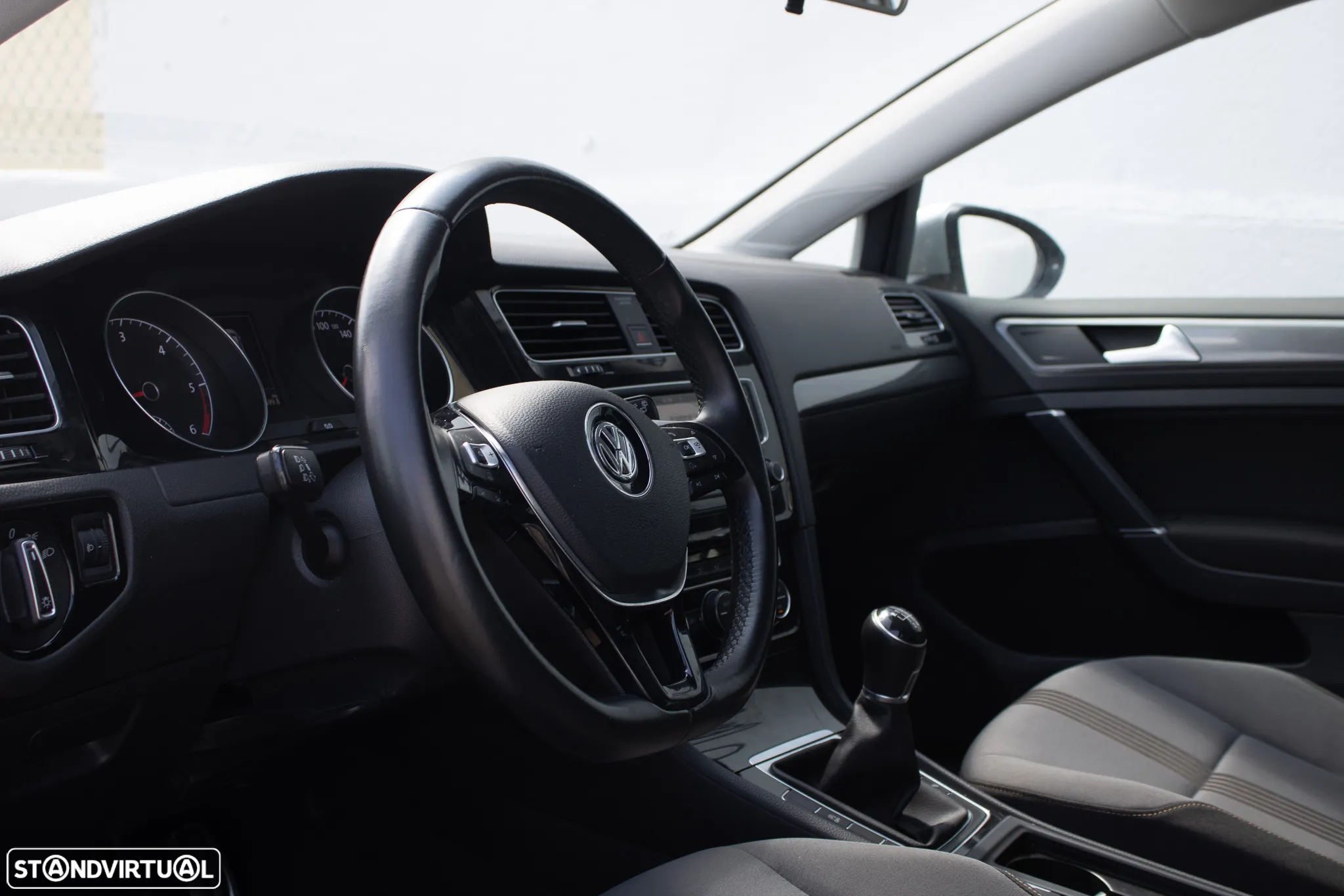 VW Golf Variant 1.6 TDi BlueMotion Allstar - 10