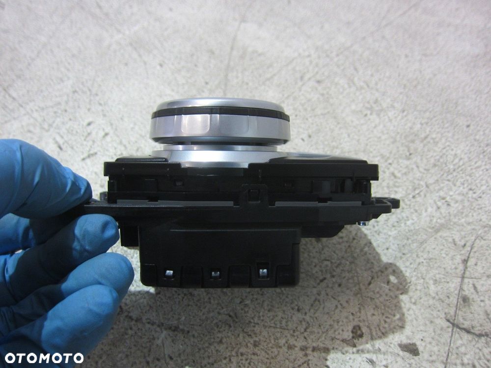 BMW X1 F48 F45 F46 KONTROLER IDRIVE PANEL POKRĘTŁO 65826820847 6829086 - 6