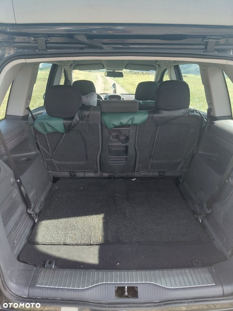 Opel Zafira - 7