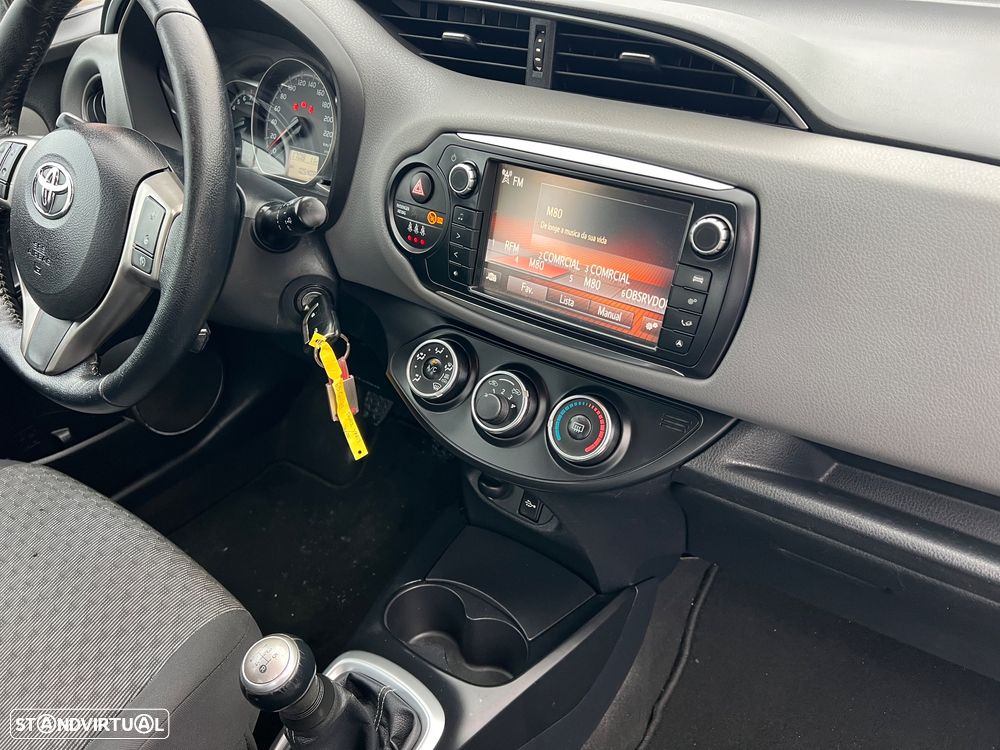 Toyota Yaris 1.0 VVT-i Comfort +PS Style +P.Techno +P.Sport - 25