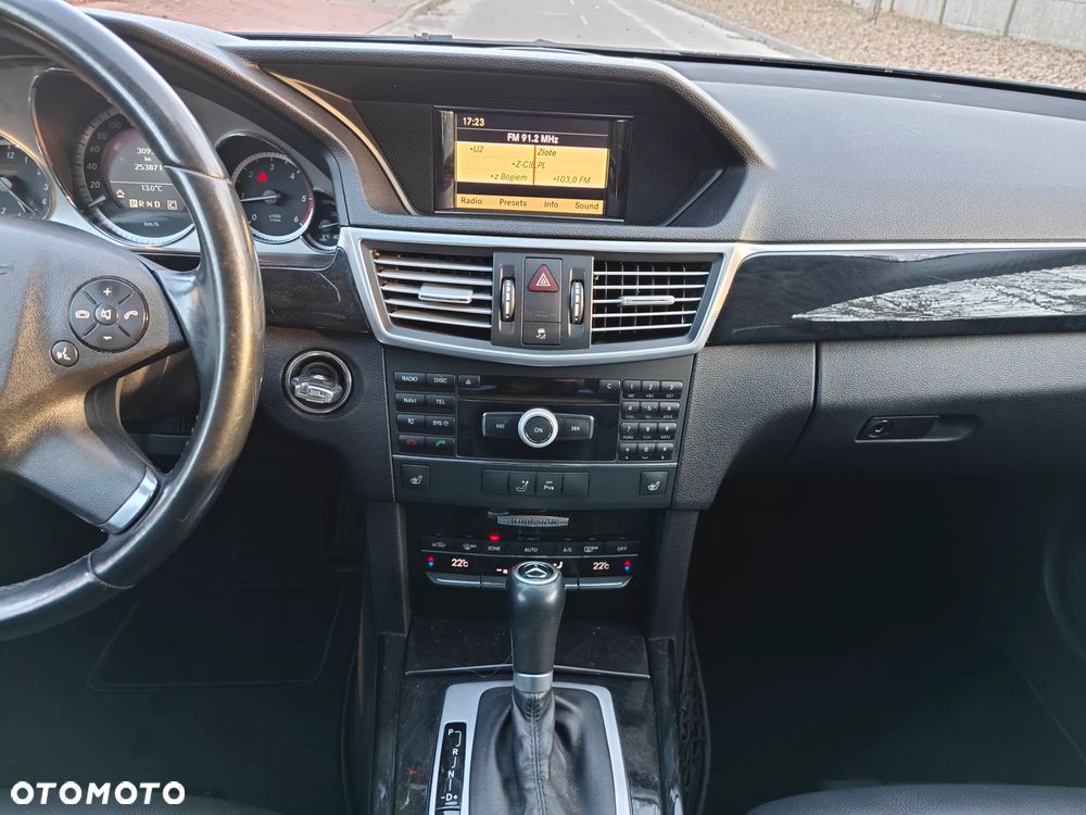 Mercedes-Benz Klasa E 200 CDI DPF BlueEFFICIENCY Automatik Avantgarde - 33