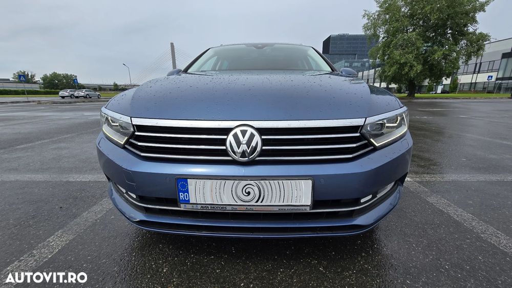 Volkswagen Passat - 2