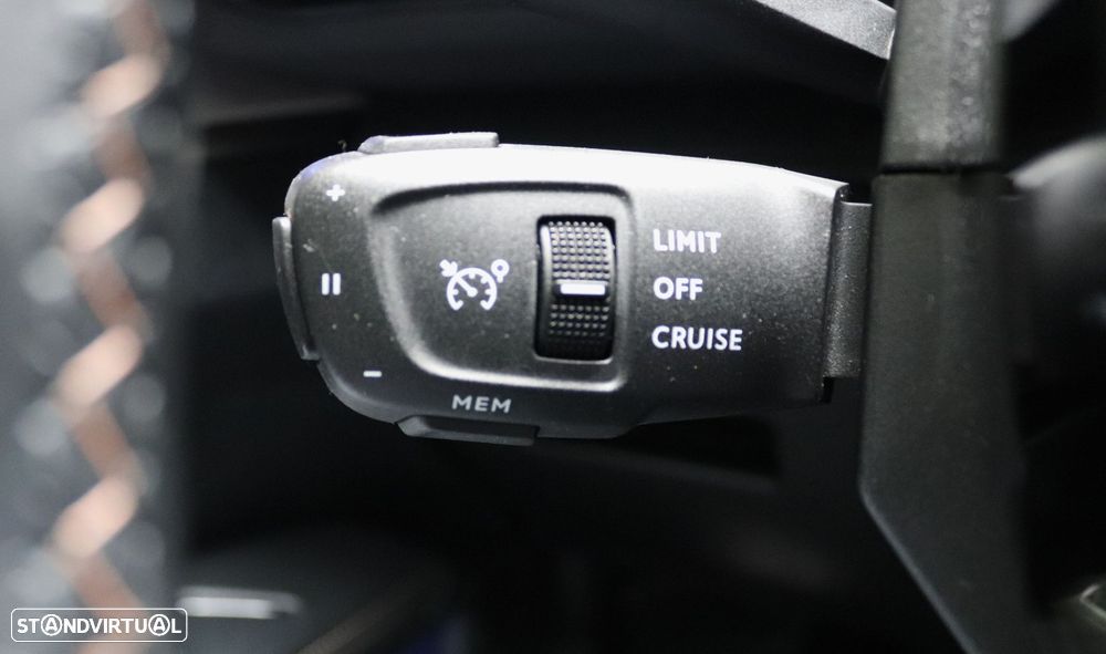 Peugeot 5008 1.5 BlueHDi GT - 28