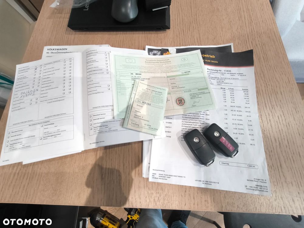 Volkswagen Golf 1.4 Team - 32