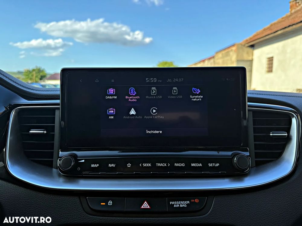 Kia Ceed - 35