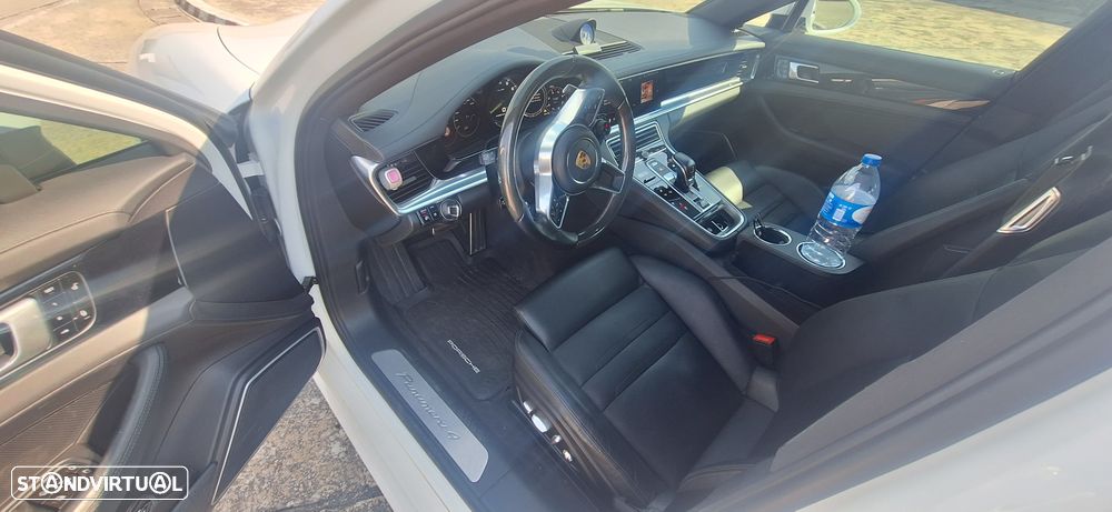 Porsche Panamera Sport Turismo - 5