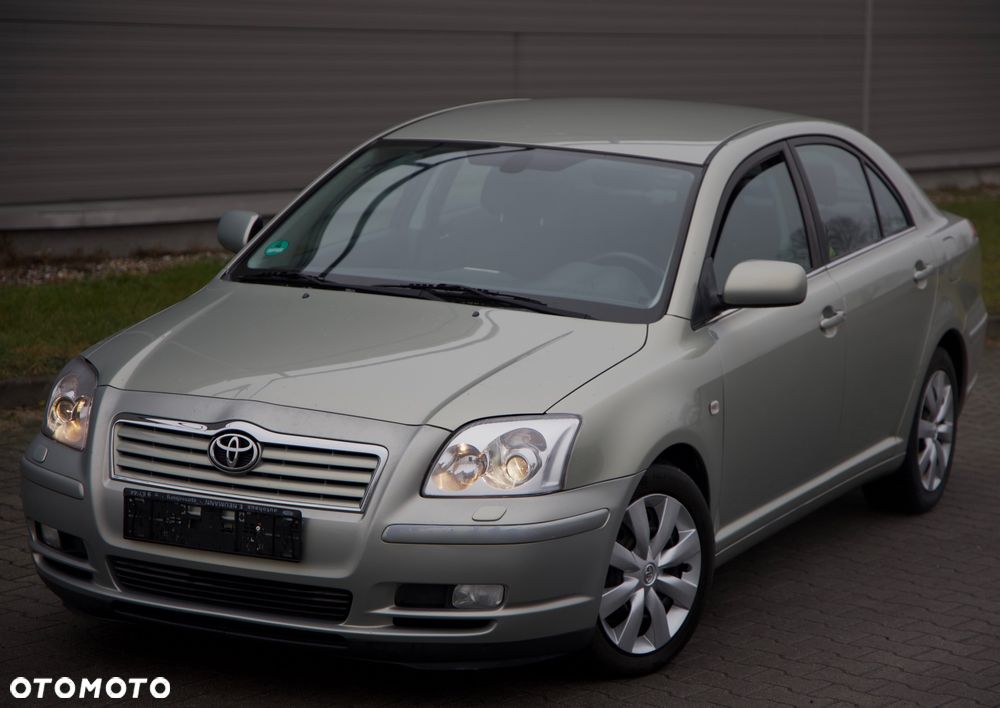 Toyota Avensis 2.0 VVT-i Team - 1