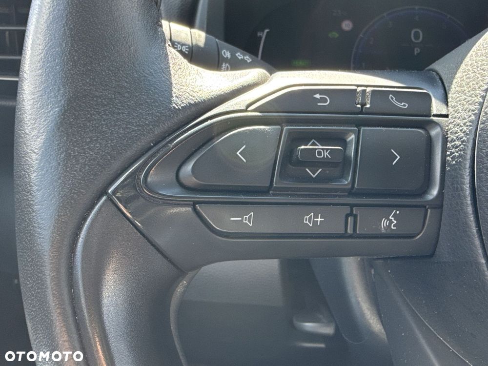 Toyota Yaris Hybrid 1.5 Style - 16