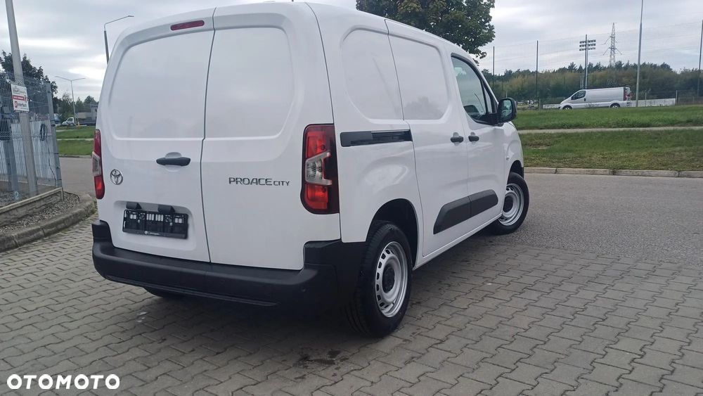 Toyota Proace City - 6