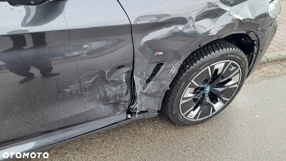 BMW iX3 ver-impressive - 12