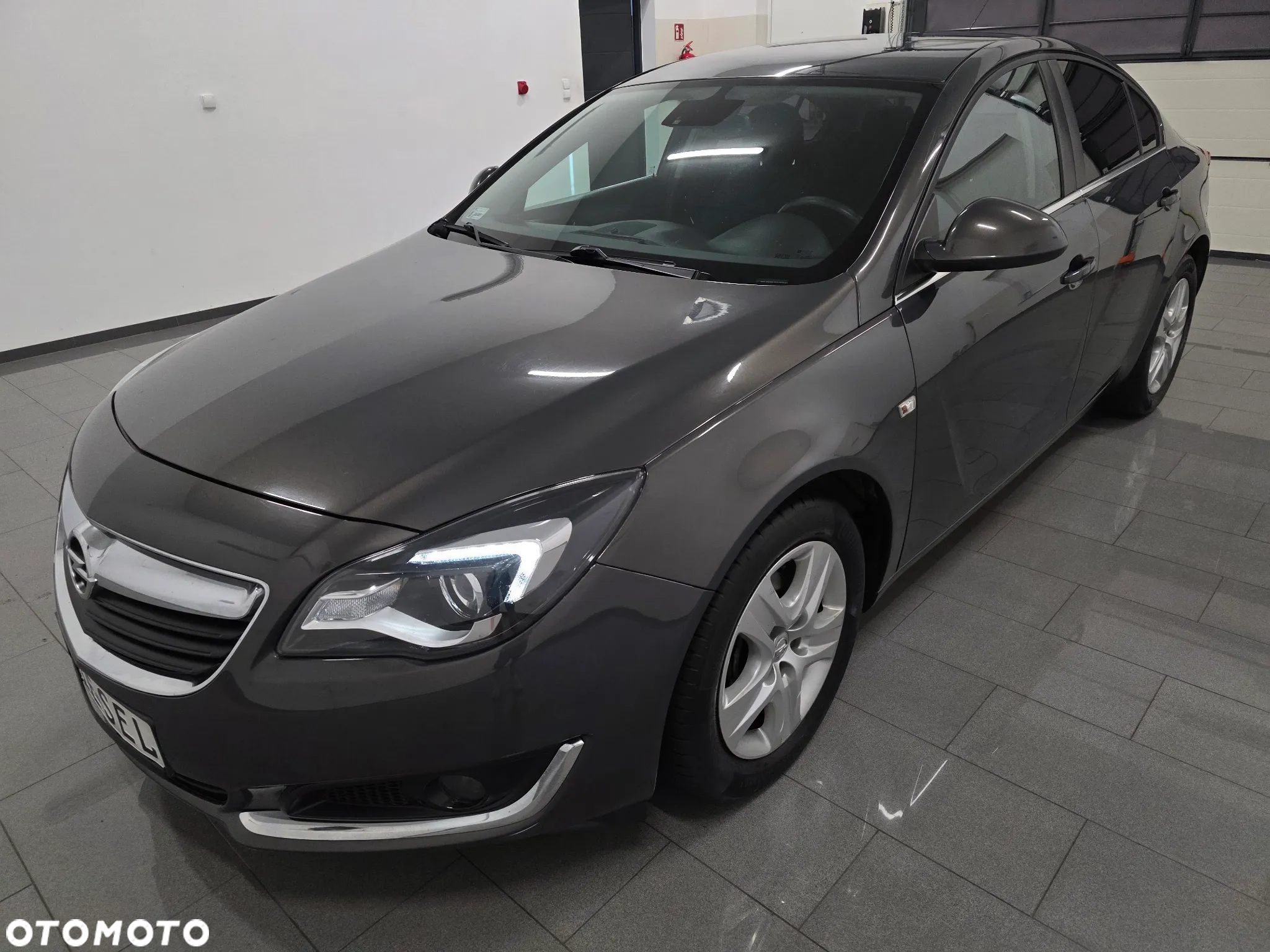 Opel Insignia 2.0 CDTI Design Edition - 32