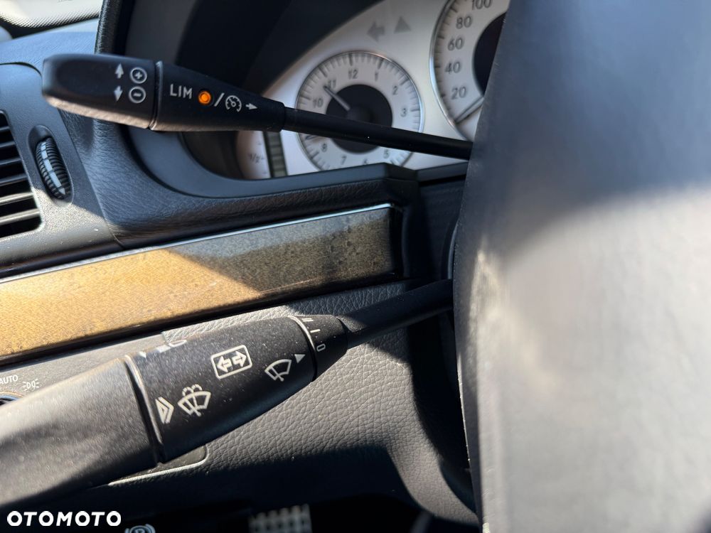 Mercedes-Benz Klasa E ver-200-kompressor-automatik-avantgarde - 30