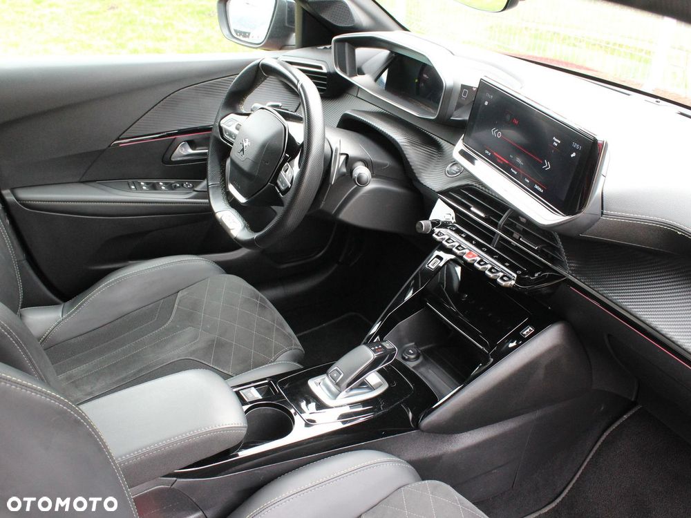 Peugeot 208 1.2 PureTech GT S&S EAT8 - 15