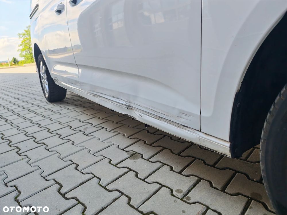 Ford Tourneo Connect 2.0 EcoBlue Titanium - 36