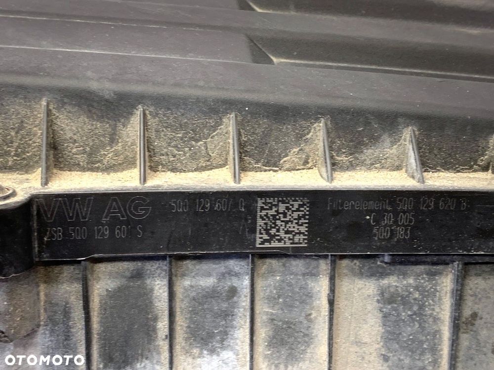 OBUDOWA FILTRA POWIETRZA  SEAT LEON (5F1) 2012 - 2022 2.0 TDI 110 kW [150 KM] olej napędowy 2012 - - 3