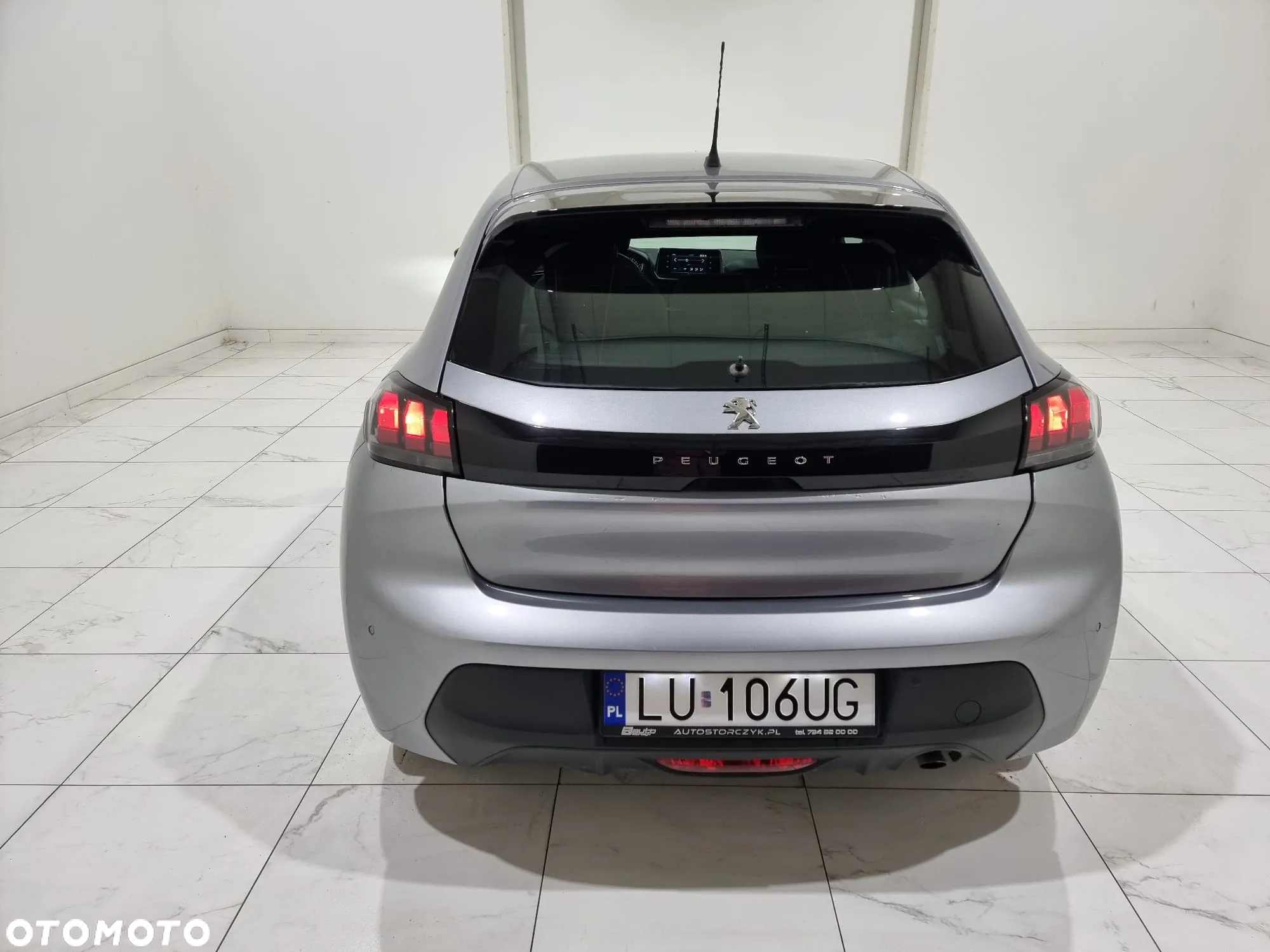 Peugeot 208 - 7
