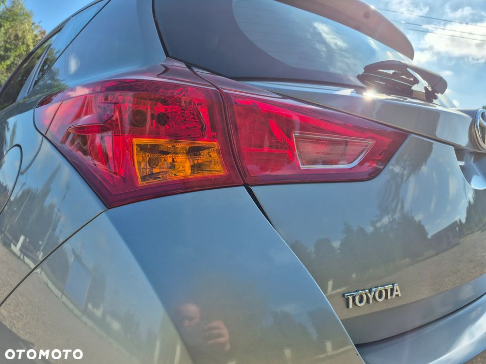 Toyota Auris 1.33 VVT-i Premium - 32