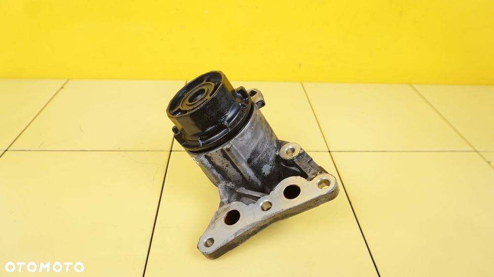 PRIUS III AURIS 1.8 HYBRID 13r 2XR-FXE obudowa filtra oleju - 4