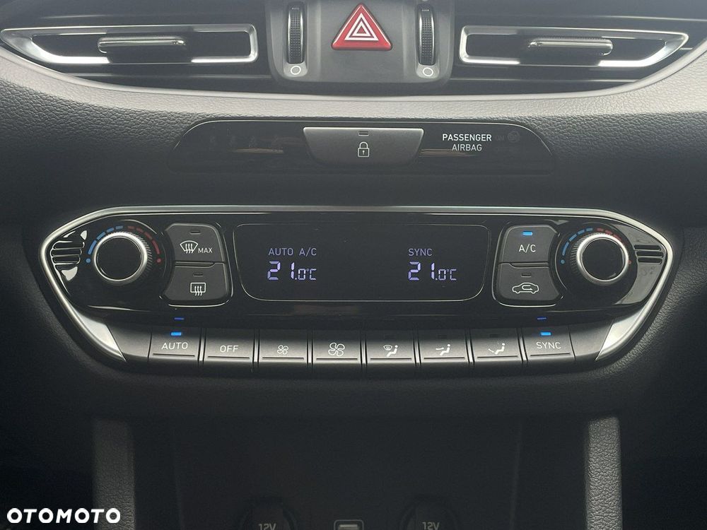 Hyundai i30 - 19