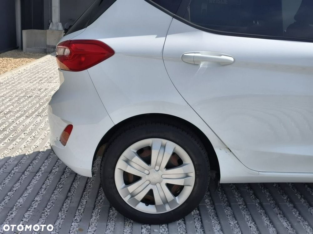 Ford Fiesta - 20