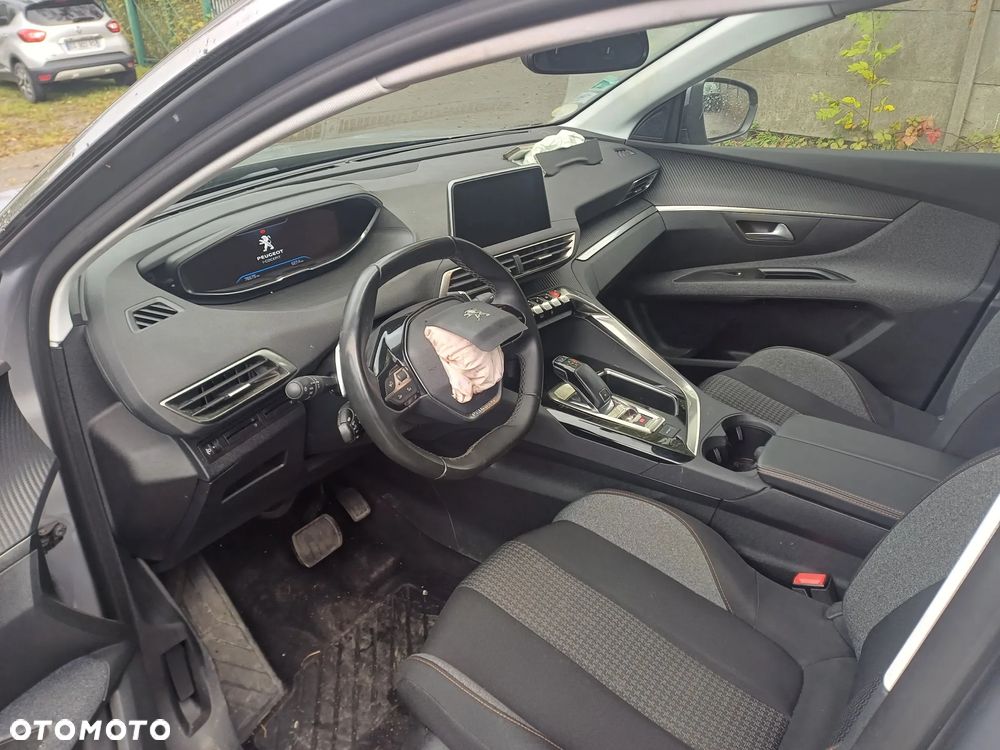 Peugeot 5008 1.5 BlueHDI Active S&S EAT8 - 7