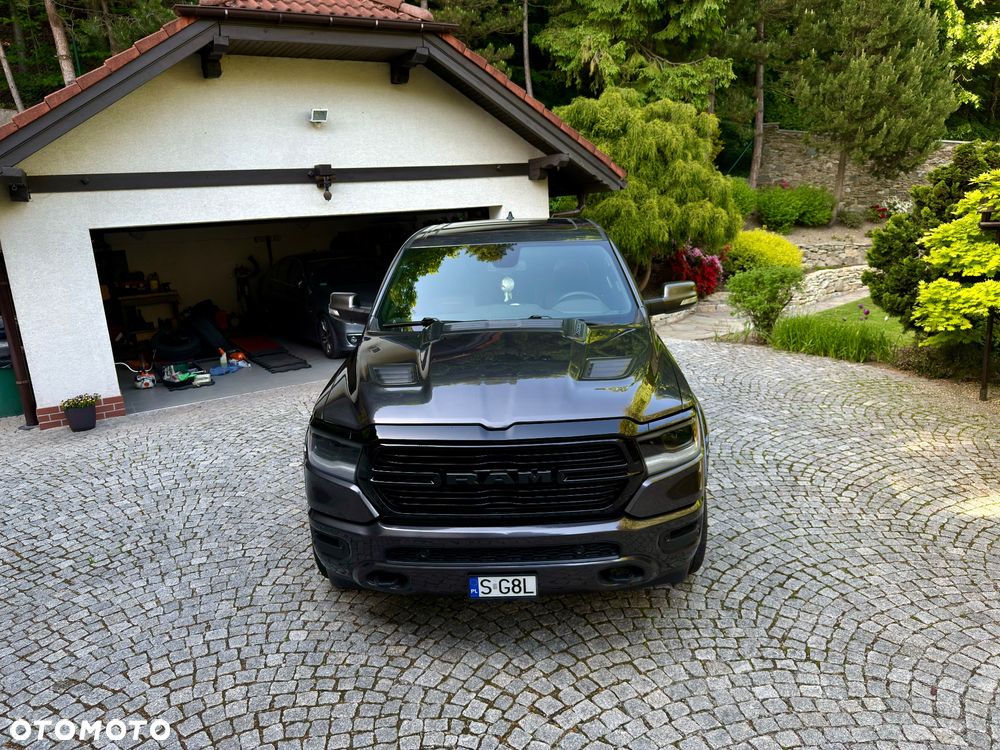 RAM 1500 Crew Cab Shortbed Laramie - 2