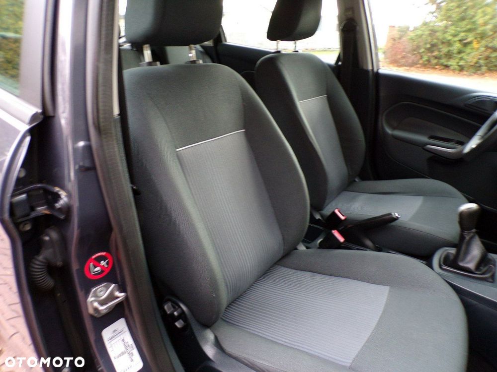 Ford Fiesta - 27