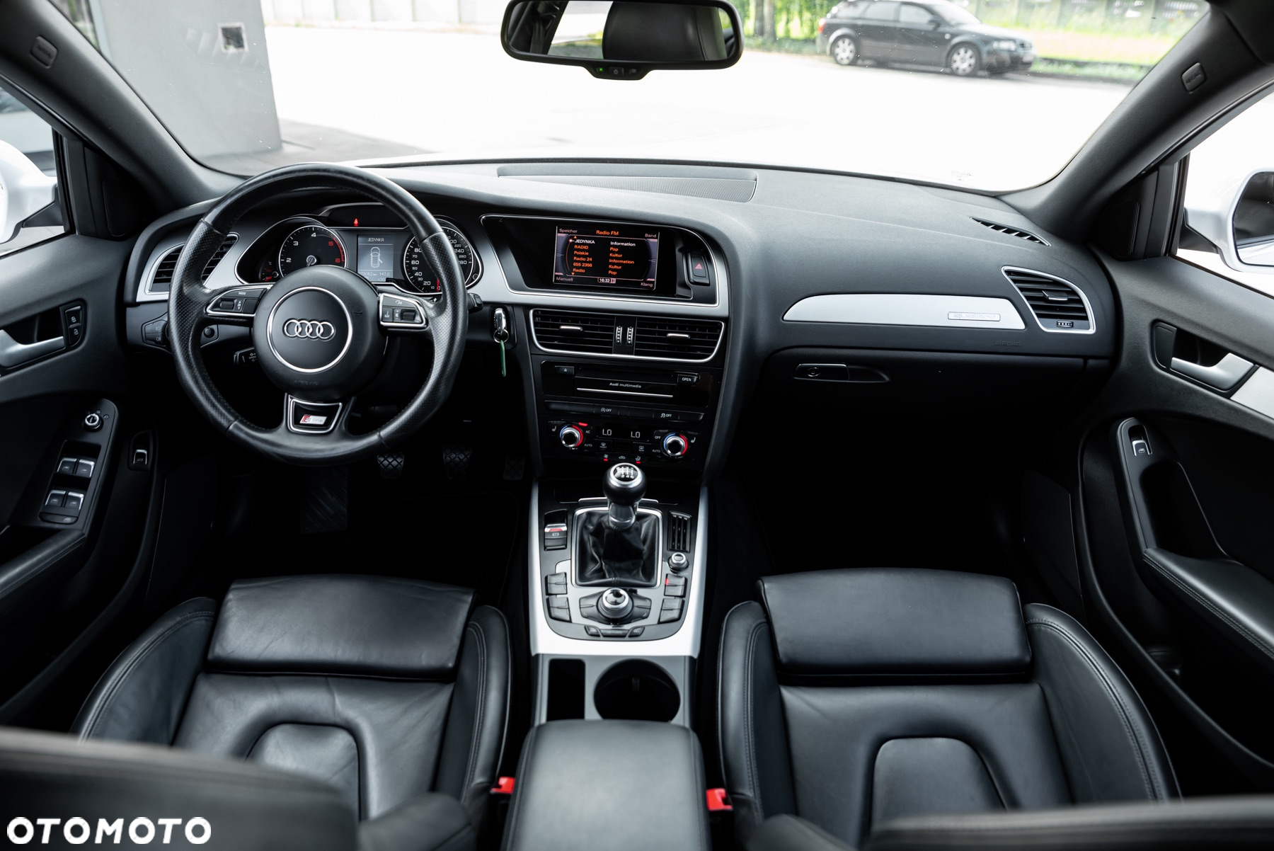 Audi A4 Avant 3.0 TDI DPF quattro S line Sportpaket - 30