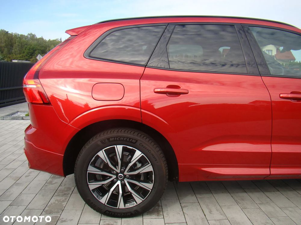 Volvo XC 60 B5 B AWD Geartronic RDesign - 12